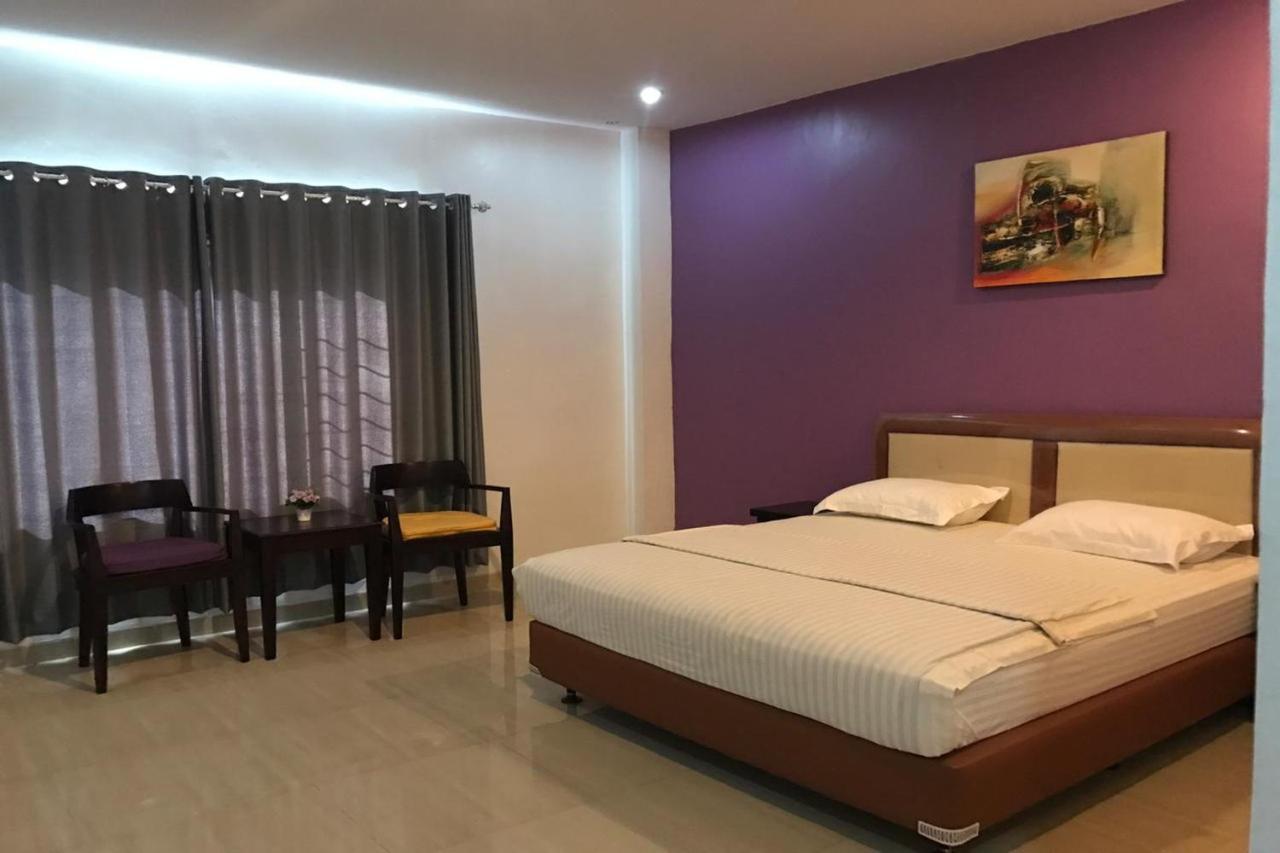 Liras Hotel Syariah Pulupanda Exterior foto