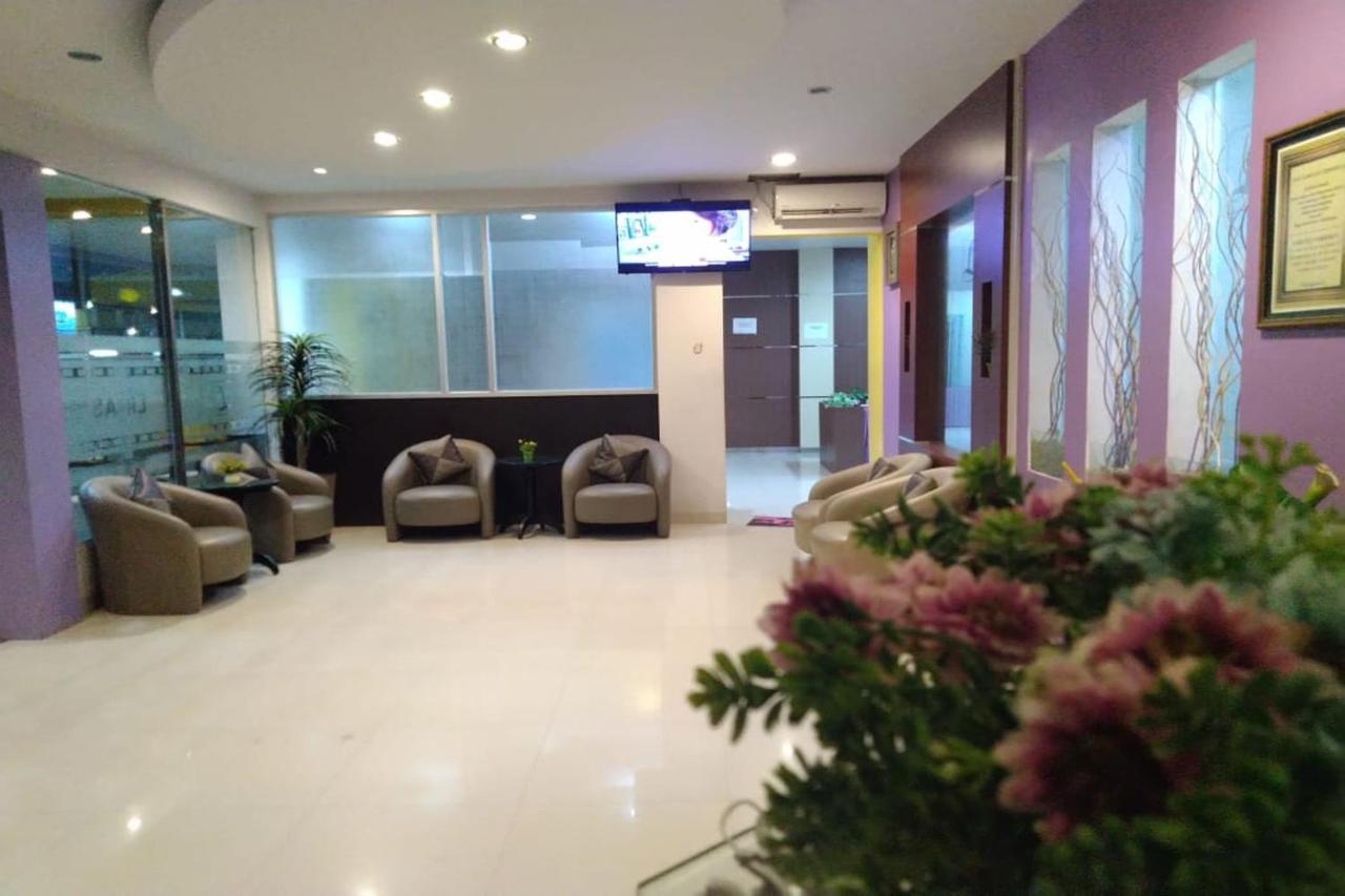 Liras Hotel Syariah Pulupanda Exterior foto
