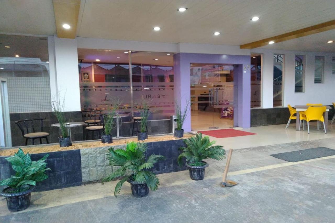Liras Hotel Syariah Pulupanda Exterior foto